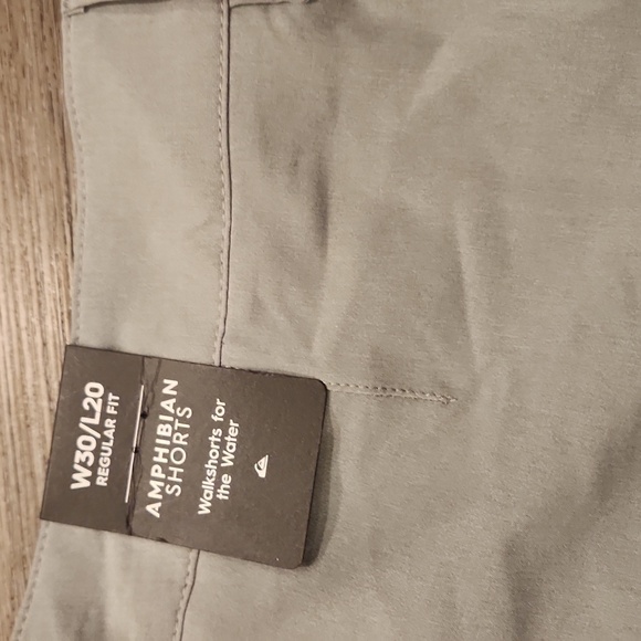 Quick Silver Shorts - Picture 8 of 9